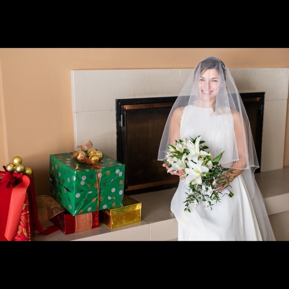 FLOWER DREAM A-line wedding dress, veil+hair decor - Picture 4 of 11